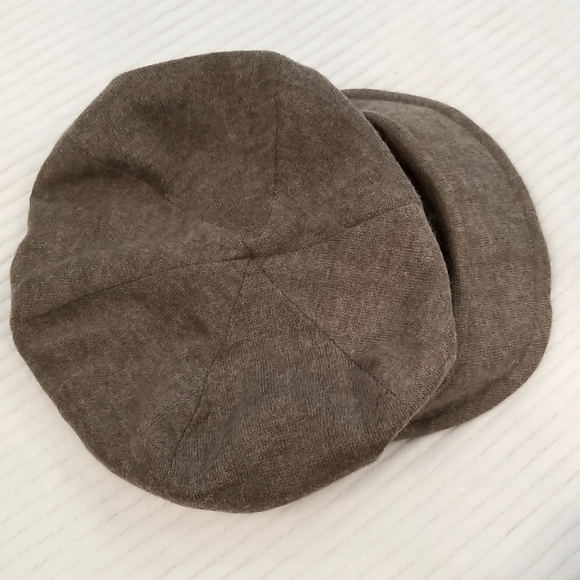 Pageboy Hat in Marled Brown - Picture 7 of 7